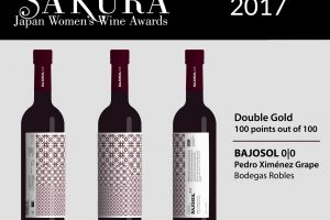 Bodegas Robles gets 100 points out of 100 in Japan.