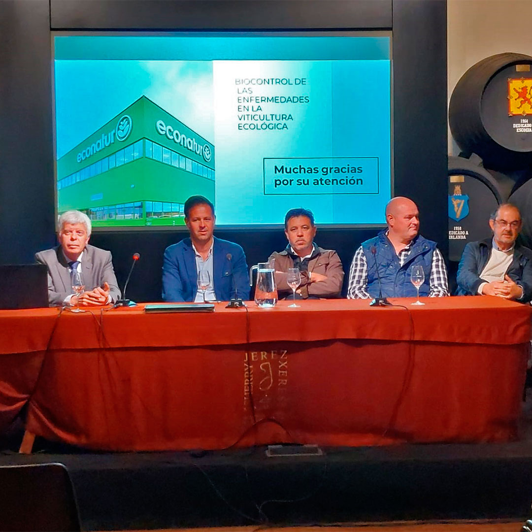 Bodegas Robles presenta en Jerez las oportunidades de la viticultura ecológica